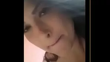 Casada gostosa mandou video da bucetinha depilada pro amante