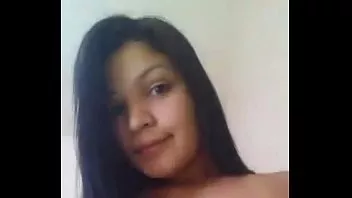 Nathália safadinha de BH tocando uma siririca caiu na net