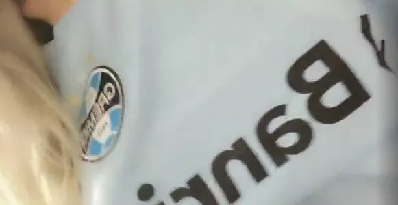 Que tal uma gremista delicinha hoje?