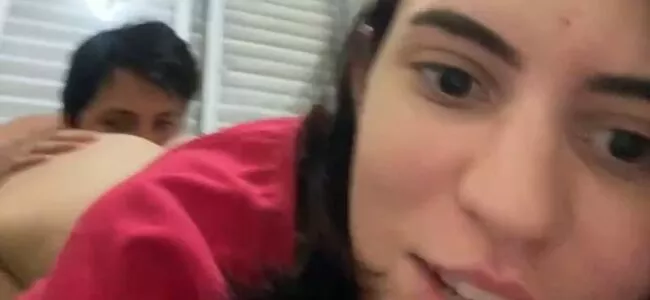 Novinha mamou gostoso e ficou de quatro pro namorado