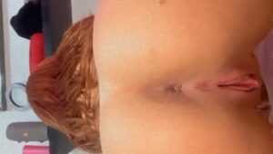 Ruivinha linda de quatro peladinha se esfregando vazou na net