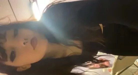 Vídeo vazado da novinha linda ficando peladinha